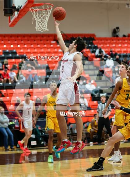 Thumbnail 1 in Argyle vs. Western Hills (UIL 4A Bi-Disttrict Playoff) photogallery.