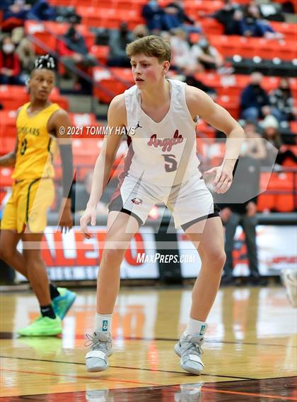 Thumbnail 3 in Argyle vs. Western Hills (UIL 4A Bi-Disttrict Playoff) photogallery.