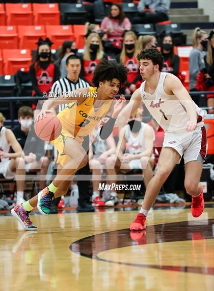 Thumbnail 3 in Argyle vs. Western Hills (UIL 4A Bi-Disttrict Playoff) photogallery.