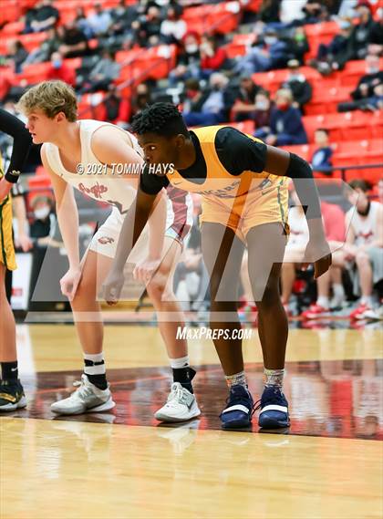Thumbnail 1 in Argyle vs. Western Hills (UIL 4A Bi-Disttrict Playoff) photogallery.