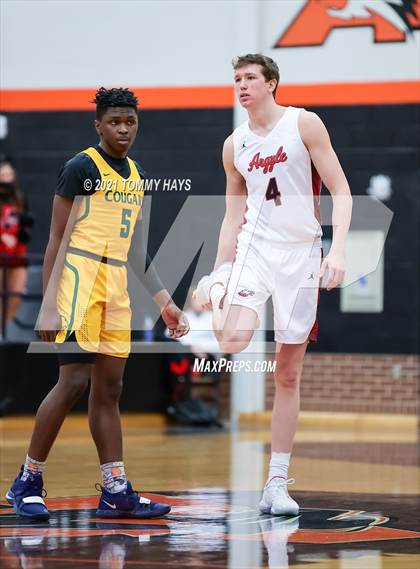 Thumbnail 1 in Argyle vs. Western Hills (UIL 4A Bi-Disttrict Playoff) photogallery.