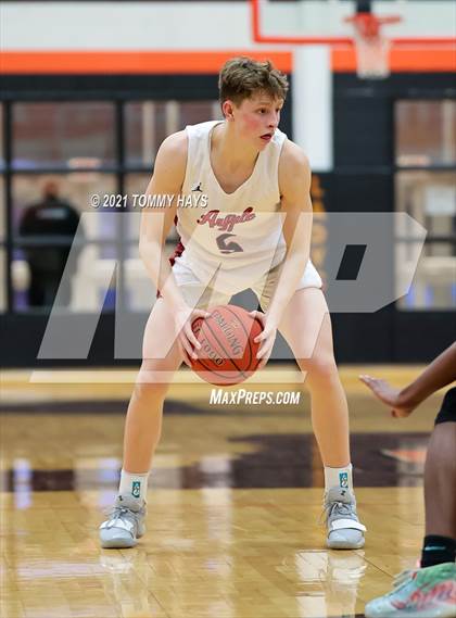 Thumbnail 3 in Argyle vs. Western Hills (UIL 4A Bi-Disttrict Playoff) photogallery.