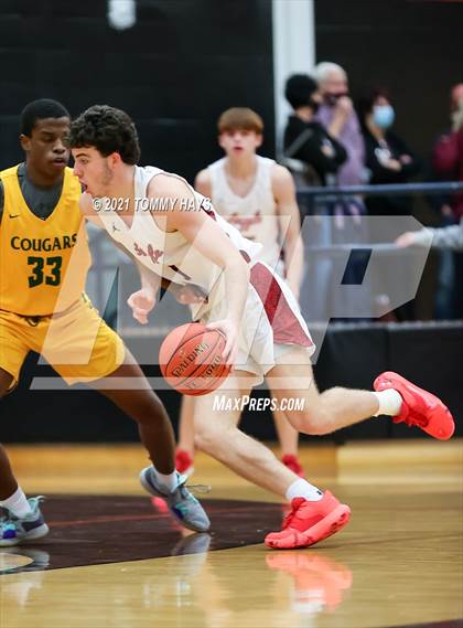 Thumbnail 1 in Argyle vs. Western Hills (UIL 4A Bi-Disttrict Playoff) photogallery.