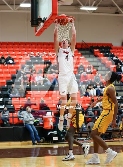 Thumbnail 1 in Argyle vs. Western Hills (UIL 4A Bi-Disttrict Playoff) photogallery.
