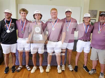 Thumbnail 3 in UIL 2A Golf Finals (Awards) photogallery.