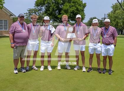 Thumbnail 1 in UIL 2A Golf Finals (Awards) photogallery.