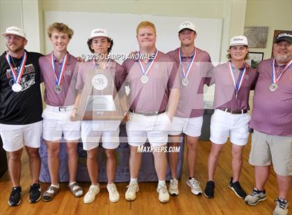 Thumbnail 1 in UIL 2A Golf Finals (Awards) photogallery.