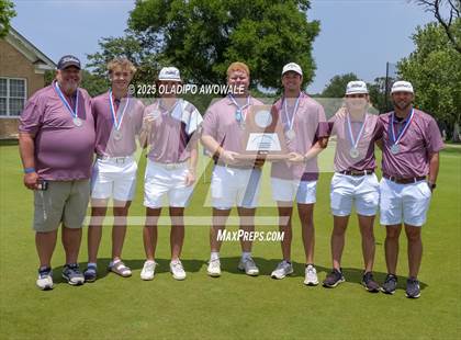 Thumbnail 1 in UIL 2A Golf Finals (Awards) photogallery.