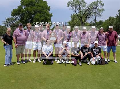 Thumbnail 3 in UIL 2A Golf Finals (Awards) photogallery.