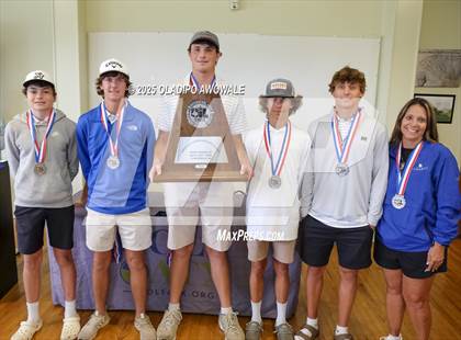 Thumbnail 2 in UIL 2A Golf Finals (Awards) photogallery.