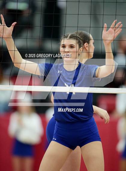 Thumbnail 3 in Allen vs Byron Nelson (UIL 6A Volleyball Regional Semi-finals Division 1) photogallery.