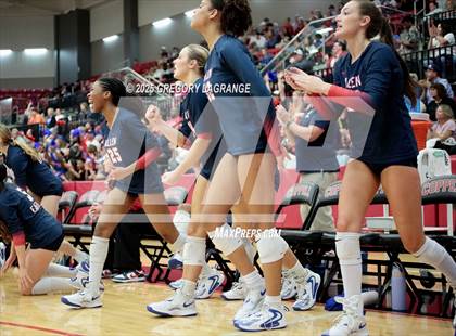 Thumbnail 3 in Allen vs Byron Nelson (UIL 6A D1 Volleyball Region Semi-final) photogallery.