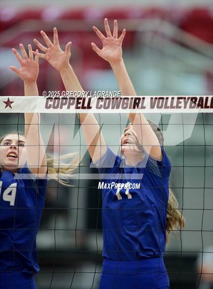 Thumbnail 3 in Allen vs Byron Nelson (UIL 6A D1 Volleyball Region Semi-final) photogallery.