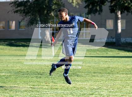 Thumbnail 3 in Mullen vs Falcon (CHSAA 4A Round 1) photogallery.
