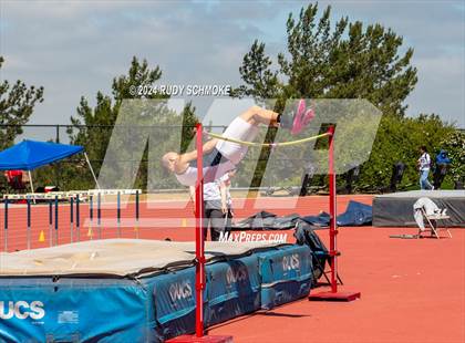 Thumbnail 2 in CIF SDS Boys Division 1 Track and Field Finals photogallery.