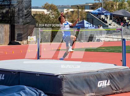 Thumbnail 2 in CIF SDS Boys Division 1 Track and Field Finals photogallery.