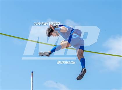 Thumbnail 2 in CIF SDS Boys Division 1 Track and Field Finals photogallery.