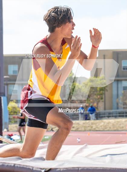 Thumbnail 1 in CIF SDS Boys Division 1 Track and Field Finals photogallery.
