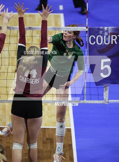 Thumbnail 3 in Mountain Vista vs. Chatfield (CHSAA 5A 3rd Round) photogallery.