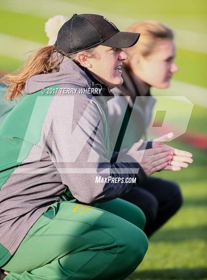 Thumbnail 3 in Webster Thomas @ Williamsville North (NYSPHSAA Regional Final) photogallery.