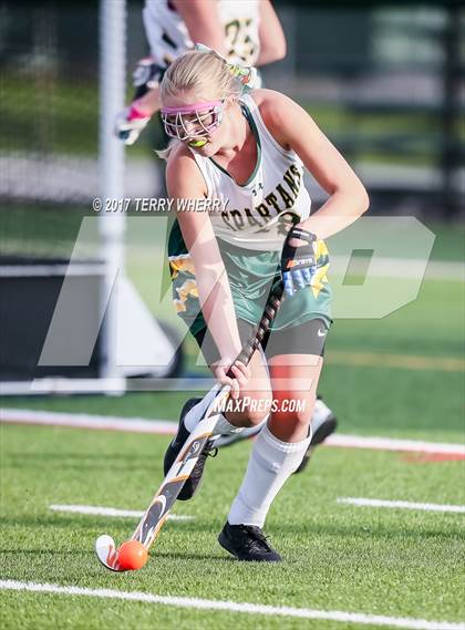 Thumbnail 1 in Webster Thomas @ Williamsville North (NYSPHSAA Regional Final) photogallery.