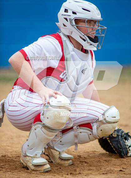 Thumbnail 3 in Deweyville vs Spurger (Evadale Tournament) photogallery.