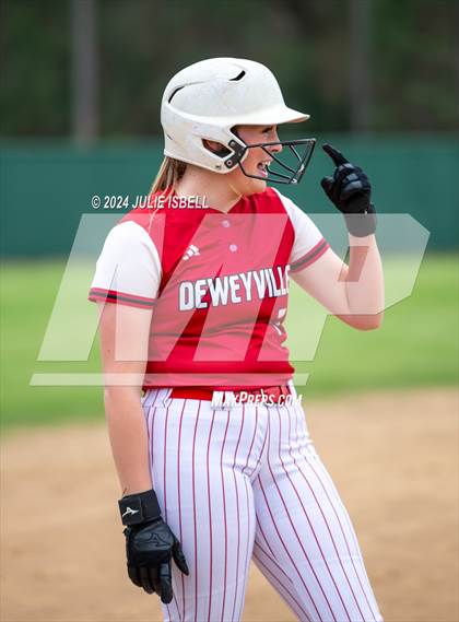 Thumbnail 1 in Deweyville vs Spurger (Evadale Tournament) photogallery.