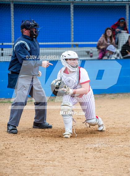 Thumbnail 2 in Deweyville vs Spurger (Evadale Tournament) photogallery.