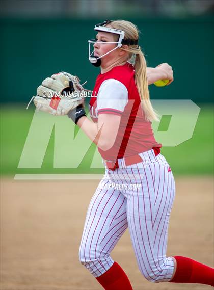 Thumbnail 2 in Deweyville vs Spurger (Evadale Tournament) photogallery.