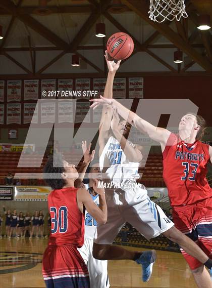 Thumbnail 3 in Beyer vs. Burbank (CIF SJS D2 Semifinal) photogallery.