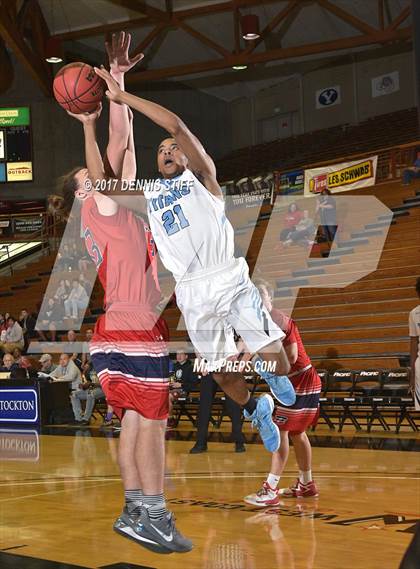 Thumbnail 3 in Beyer vs. Burbank (CIF SJS D2 Semifinal) photogallery.