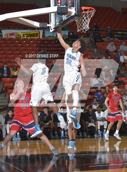Thumbnail 3 in Beyer vs. Burbank (CIF SJS D2 Semifinal) photogallery.