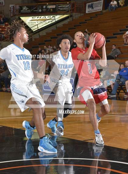 Thumbnail 1 in Beyer vs. Burbank (CIF SJS D2 Semifinal) photogallery.