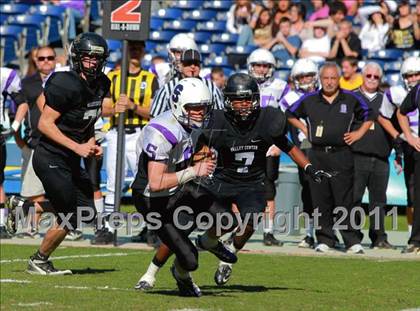 Thumbnail 3 in Santana vs. Valley Center (CIF SDS D4 Final) photogallery.