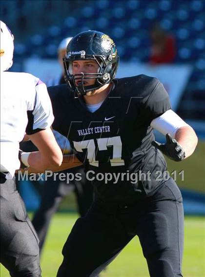 Thumbnail 2 in Santana vs. Valley Center (CIF SDS D4 Final) photogallery.