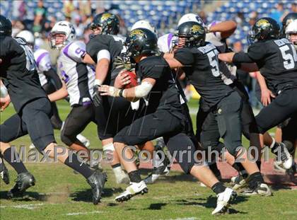 Thumbnail 1 in Santana vs. Valley Center (CIF SDS D4 Final) photogallery.
