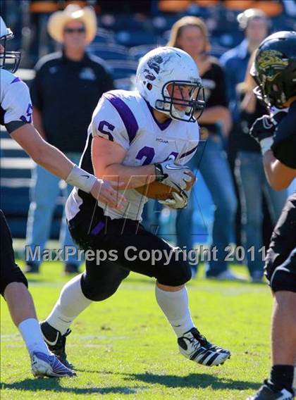Thumbnail 1 in Santana vs. Valley Center (CIF SDS D4 Final) photogallery.