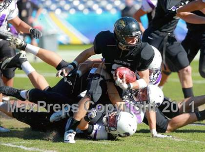 Thumbnail 3 in Santana vs. Valley Center (CIF SDS D4 Final) photogallery.
