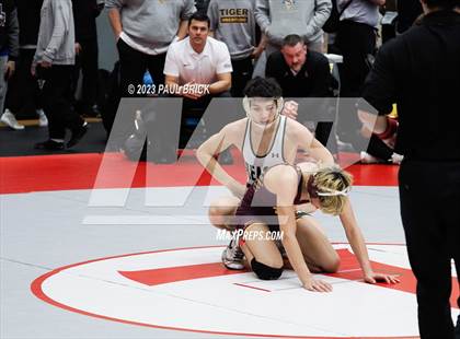 Thumbnail 1 in UIL Region 4 Finals photogallery.