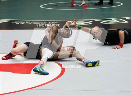Thumbnail 1 in UIL Region 4 Finals photogallery.