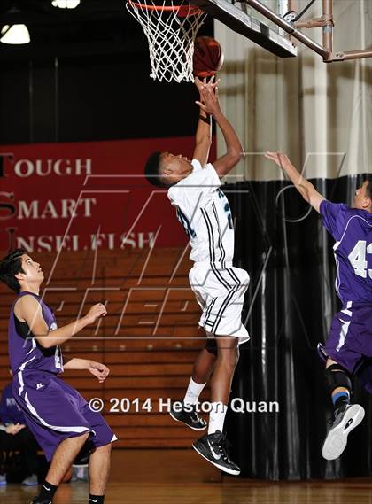 Thumbnail 1 in Shadow Hills @ Villa Park (MaxPreps Holiday Classic) photogallery.