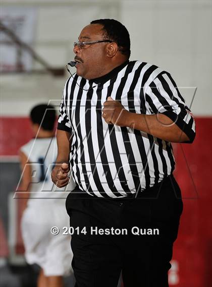 Thumbnail 3 in Shadow Hills @ Villa Park (MaxPreps Holiday Classic) photogallery.