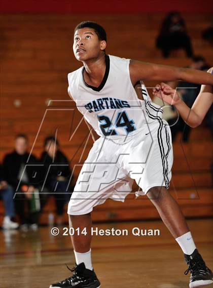 Thumbnail 2 in JV: Shadow Hills @ Villa Park (MaxPreps Holiday Classic) photogallery.