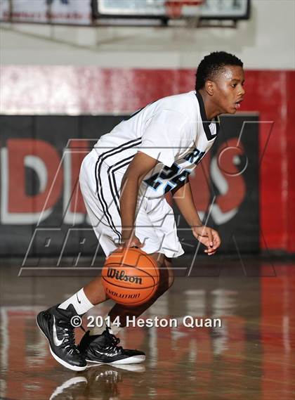 Thumbnail 2 in Shadow Hills @ Villa Park (MaxPreps Holiday Classic) photogallery.