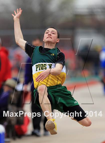 Thumbnail 2 in Harold Scott Invitational photogallery.