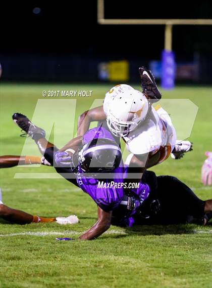 Thumbnail 2 in Lennard vs. Spoto photogallery.