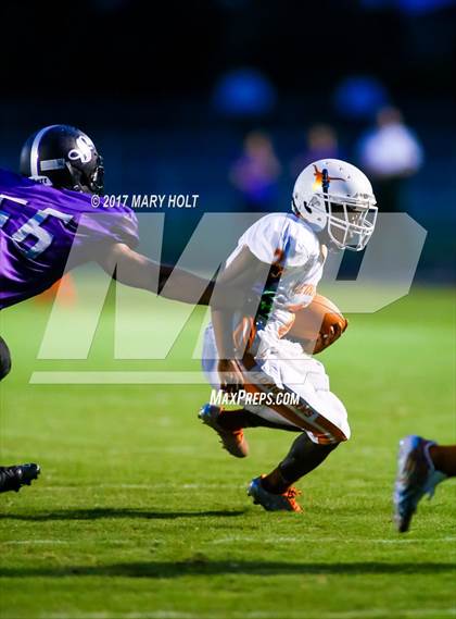 Thumbnail 1 in Lennard vs. Spoto photogallery.