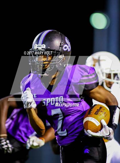 Thumbnail 3 in Lennard vs. Spoto photogallery.