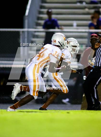 Thumbnail 2 in Lennard vs. Spoto photogallery.
