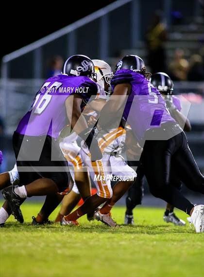 Thumbnail 3 in Lennard vs. Spoto photogallery.